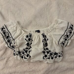 Embroidered White and Black Women's Top small American Eagle